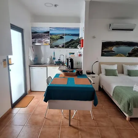Caminhos Nos Levam Pela Ilha Apartman