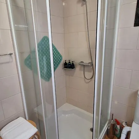 Caminhos Nos Levam Pela Ilha *