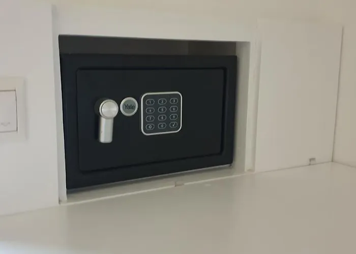 Caminhos Nos Levam Pela Ilha Πόντα Ντελγκάντα