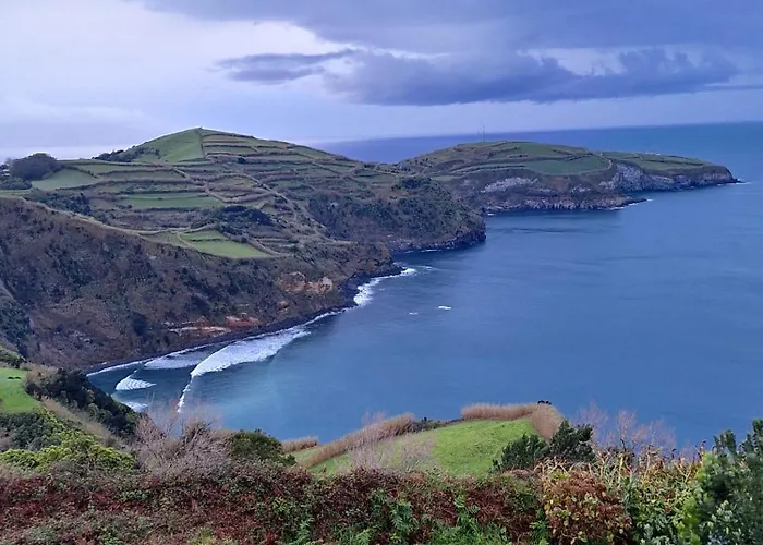 Caminhos Nos Levam Pela Ilha * Πόντα Ντελγκάντα