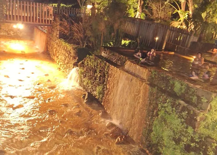 Caminhos Nos Levam Pela Ilha Ponta Delgada