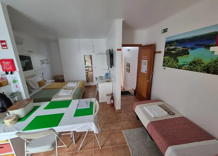 Caminhos Nos Levam Pela Ilha Apartmán