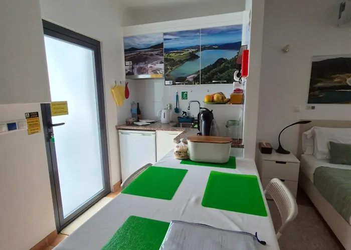 Caminhos Nos Levam Pela Ilha Apartmán